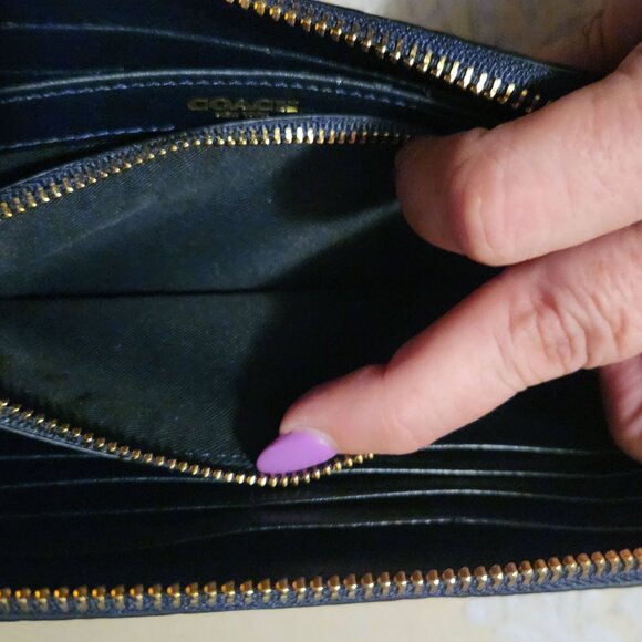 Coach Snakeskin Embossed Leather Zip Accordian Wallet _ Black and Blue _NEW - Picture 5 of 10